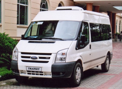 Cho thuê xe cưới 16 chỗ hiệu Ford Transit Cho thuê xe cưới 16 chỗ hiệu Ford Transit