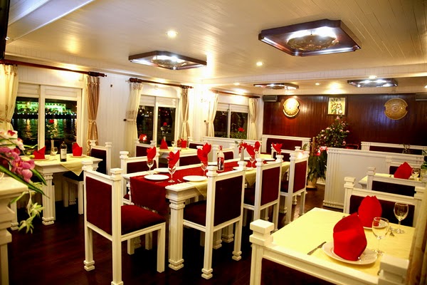 Ngủ tàu Poseidon, Du lịch Cát Bà, Hà Nội Cát Bà, Du lịch Hạ Long - Cát Bà, Tour Hà Nội - Hạ Long - Cát Bà