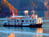 Du thuyền Hạ Long trên tàu Emeraude Cruises 2 ngày 1 đêm