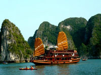 Du thuyền Hạ Long trên tàu Glory Cruise