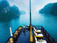 Du thuyền Hạ Long trên tàu Sea Turtle Cruise