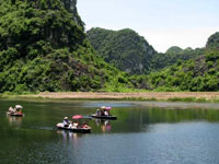 Hà Nội - Tràng An - Suối Khoáng Vân Long - Kênh Gà - Hà Nội (1 ngày)