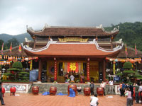 Hà Nội - Yên Tử - Hạ Long - Đền Cửa Ông - Hà Nội ( 2 ngày/1 đêm)